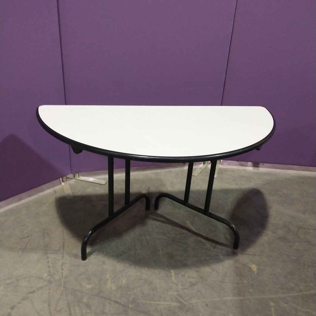 Table demi ronde 4 pieds